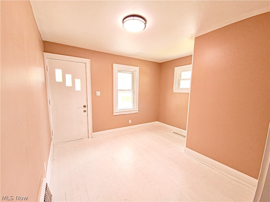 664 Tenney Avenue Campbell OH 44405