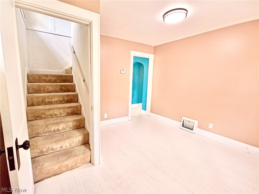 664 Tenney Avenue Campbell OH 44405