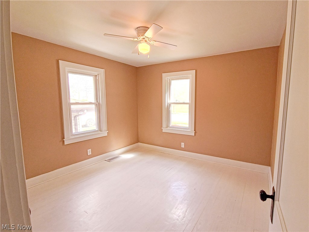 664 Tenney Avenue Campbell OH 44405