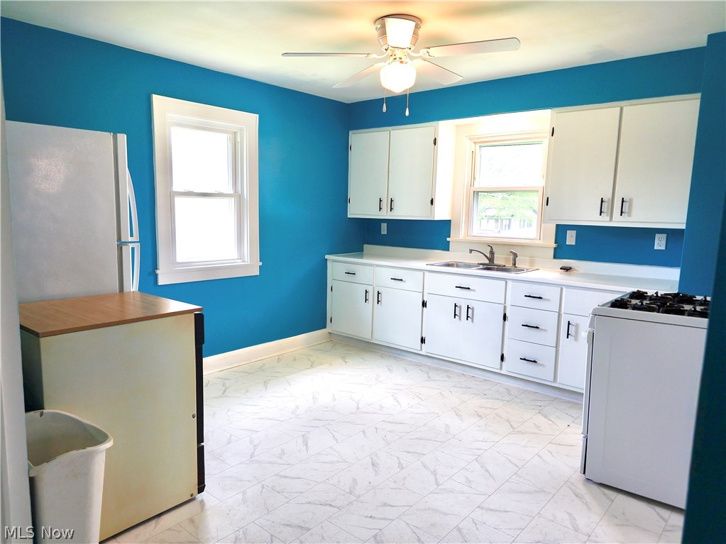 664 Tenney Avenue Campbell OH 44405