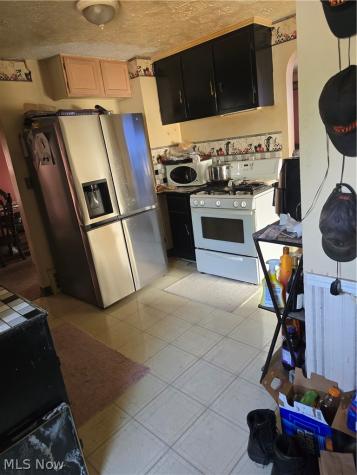 4069 Hinsdale Road Cleveland OH 44121