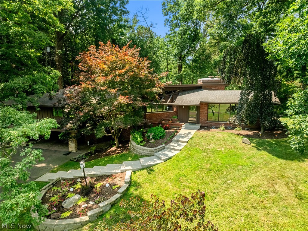 2661 Perry Drive NW Canton OH 44708