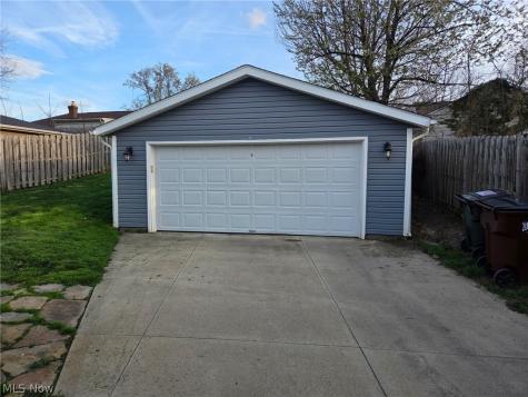 2821 Wales Avenue Parma OH 44134