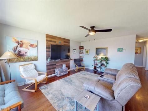 2821 Wales Avenue Parma OH 44134