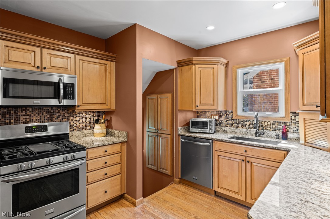 4163 W 62 Street Cleveland OH 44144