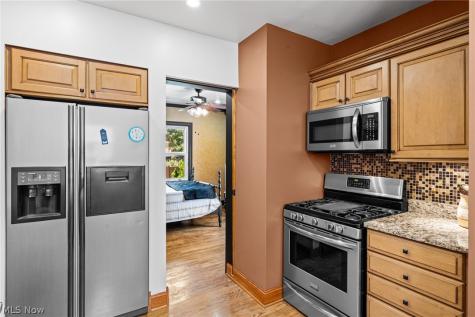 4163 W 62 Street Cleveland OH 44144