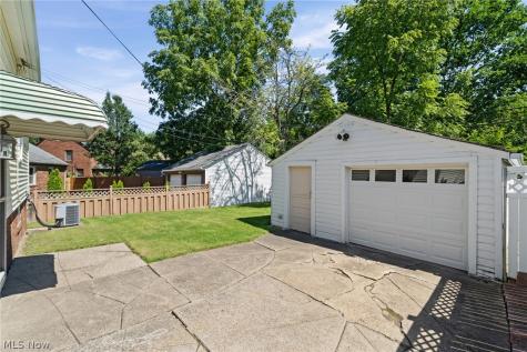 4163 W 62 Street Cleveland OH 44144