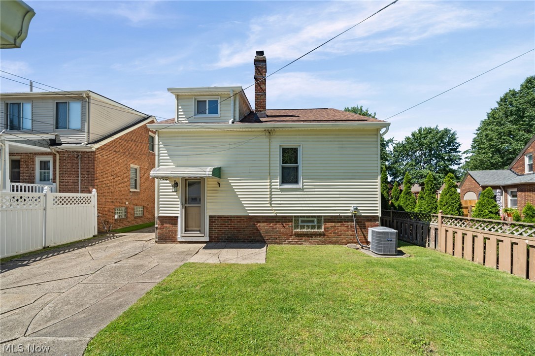 4163 W 62 Street Cleveland OH 44144