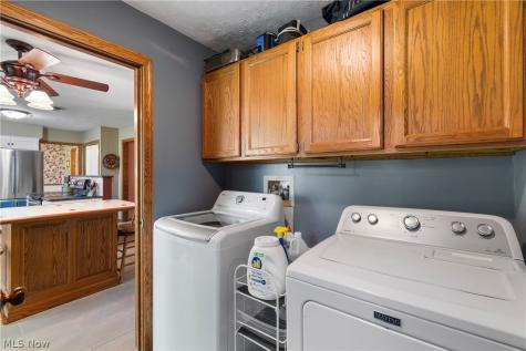 1675 Chatham Avenue NE North Canton OH 44720