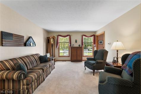 1675 Chatham Avenue NE North Canton OH 44720
