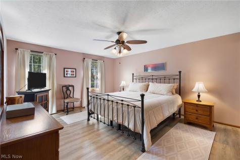 1675 Chatham Avenue NE North Canton OH 44720