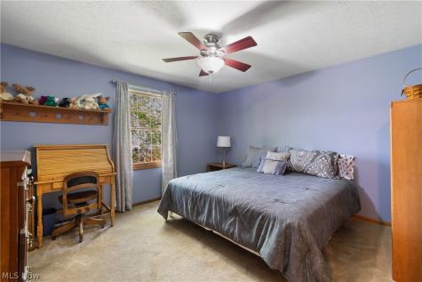 1675 Chatham Avenue NE North Canton OH 44720