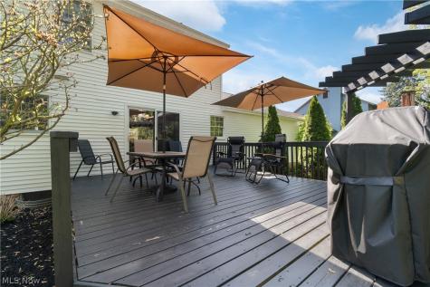 1675 Chatham Avenue NE North Canton OH 44720