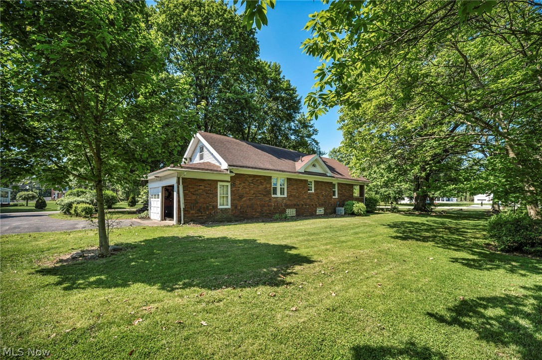 1539 Greensburg Road Uniontown OH 44685