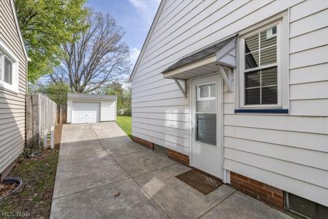 12329 Darlington Avenue Garfield Heights OH 44125