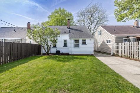 12329 Darlington Avenue Garfield Heights OH 44125