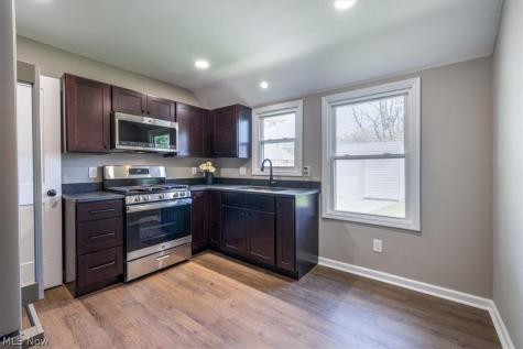 12329 Darlington Avenue Garfield Heights OH 44125