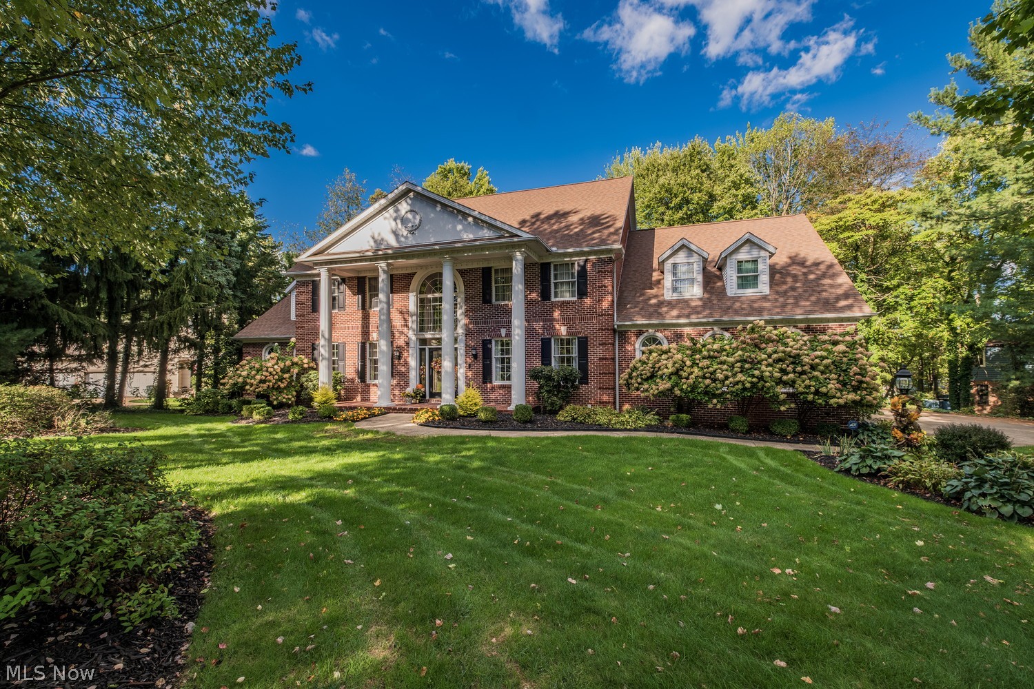 Canton OH, 5636 Gray Fox Drive NW
