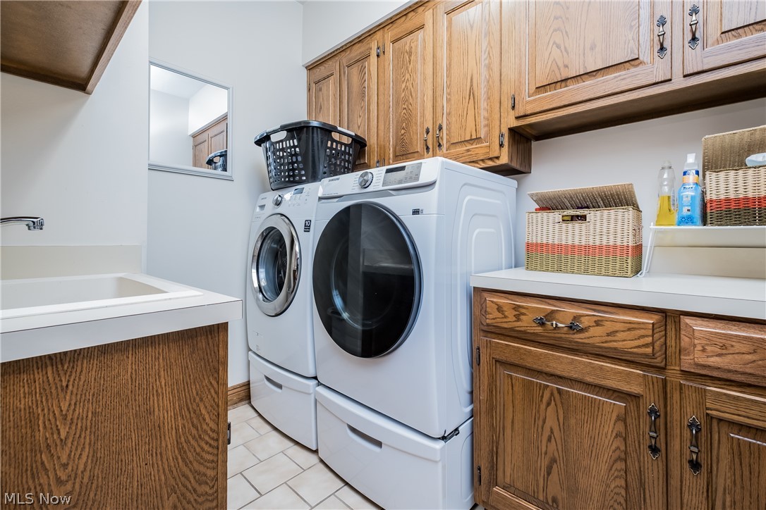 5636 Gray Fox Drive NW Canton OH 44718