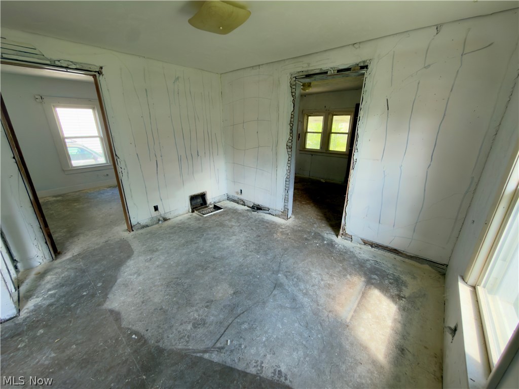 431 Idaho Avenue Lorain OH 44052