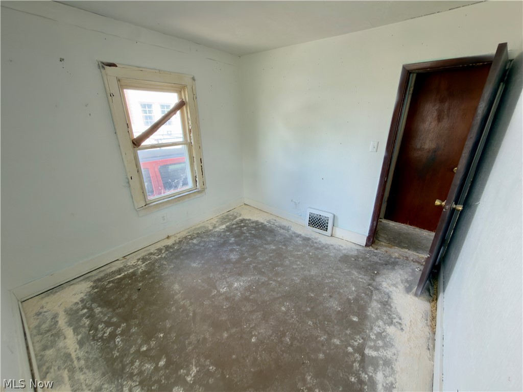 431 Idaho Avenue Lorain OH 44052