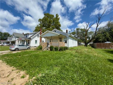 431 Idaho Avenue Lorain OH 44052