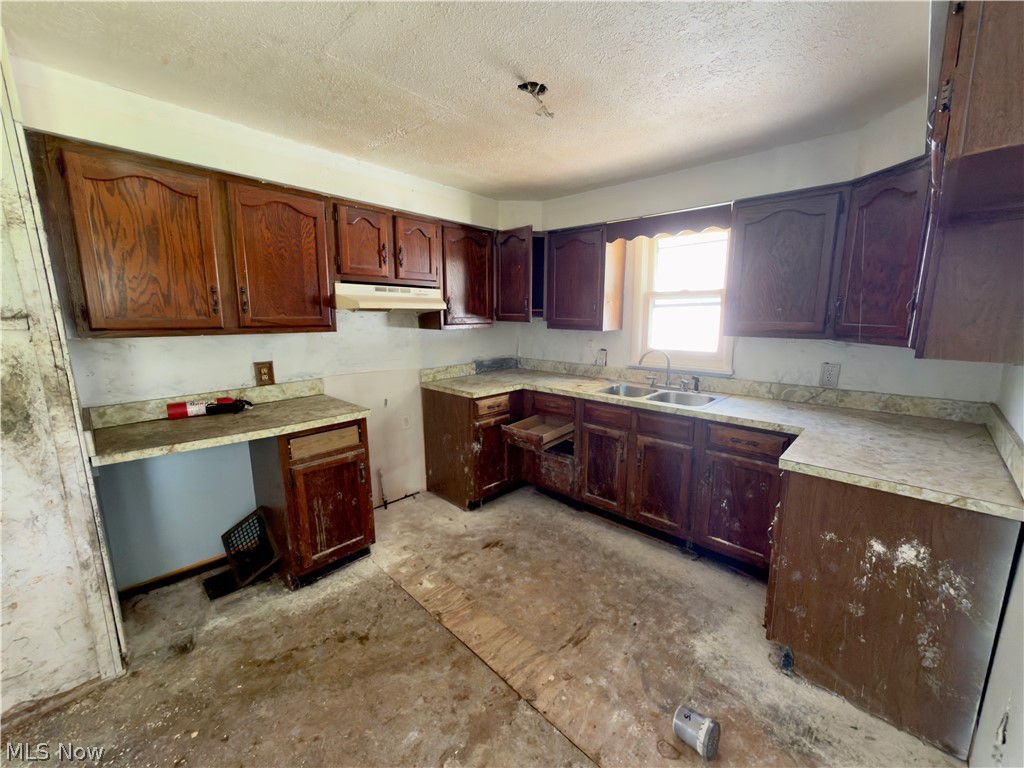 431 Idaho Avenue Lorain OH 44052