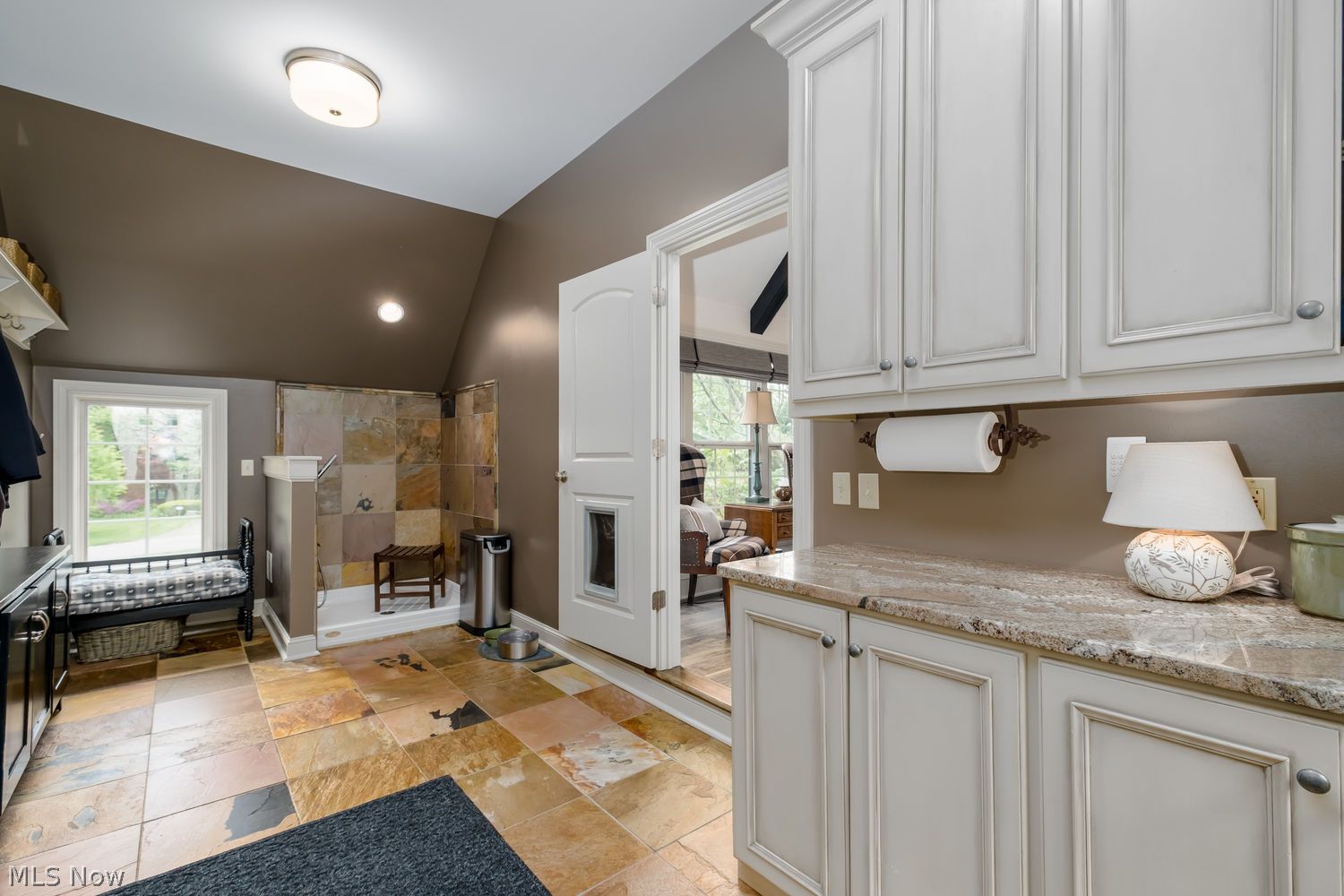 2974 Midvale Road NW Canton OH 44718