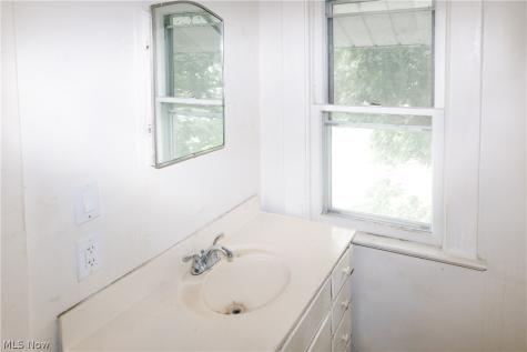 449 Parker Street Mansfield OH 44906