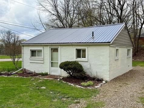 1610 Connecticut Avenue SE Massillon OH 44646