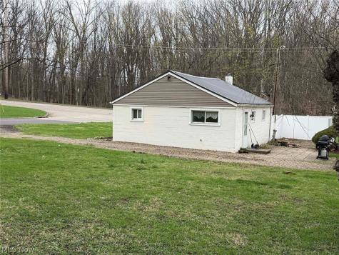 1610 Connecticut Avenue SE Massillon OH 44646