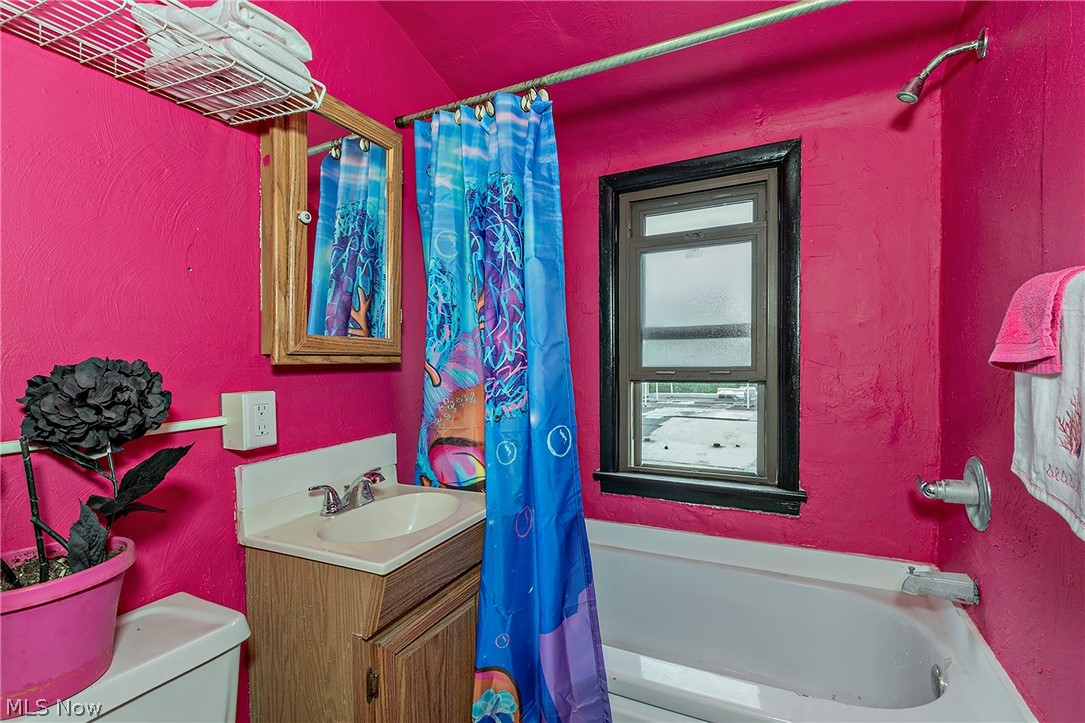 1713 E 84th Street Cleveland OH 44103