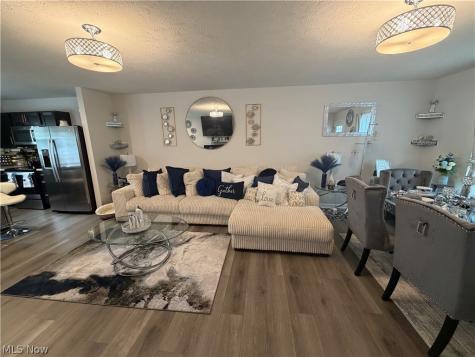 105 Zenith Court Eastlake OH 44095