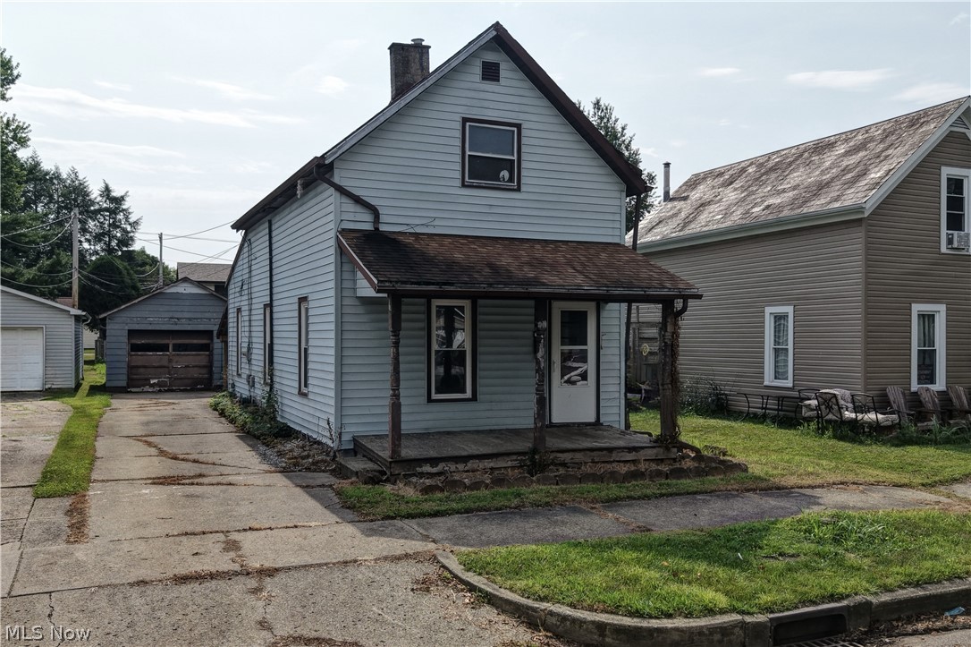 411 5th Street NW New Philadelphia OH 44663