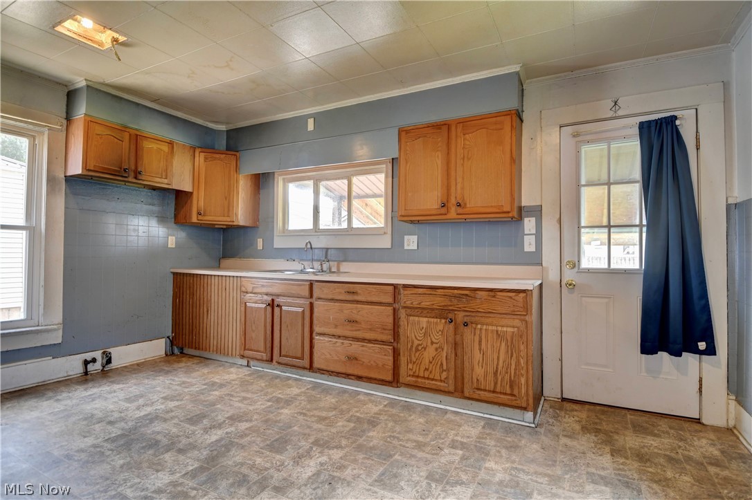 411 5th Street NW New Philadelphia OH 44663