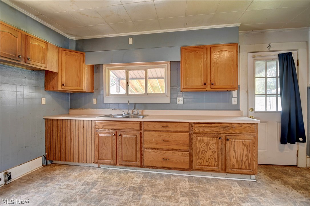 411 5th Street NW New Philadelphia OH 44663