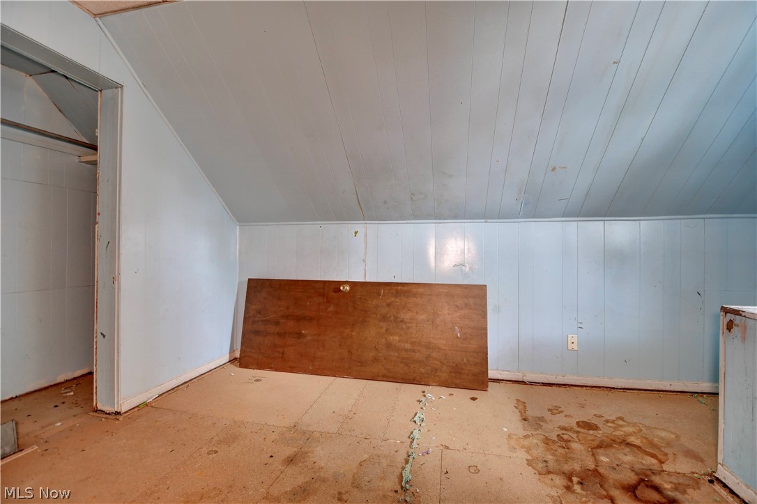 411 5th Street NW New Philadelphia OH 44663