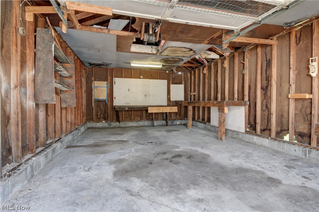 411 5th Street NW New Philadelphia OH 44663