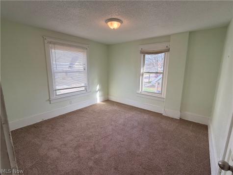 320 Para Avenue Akron OH 44305