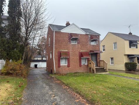 17316 Throckley Avenue Cleveland OH 44128