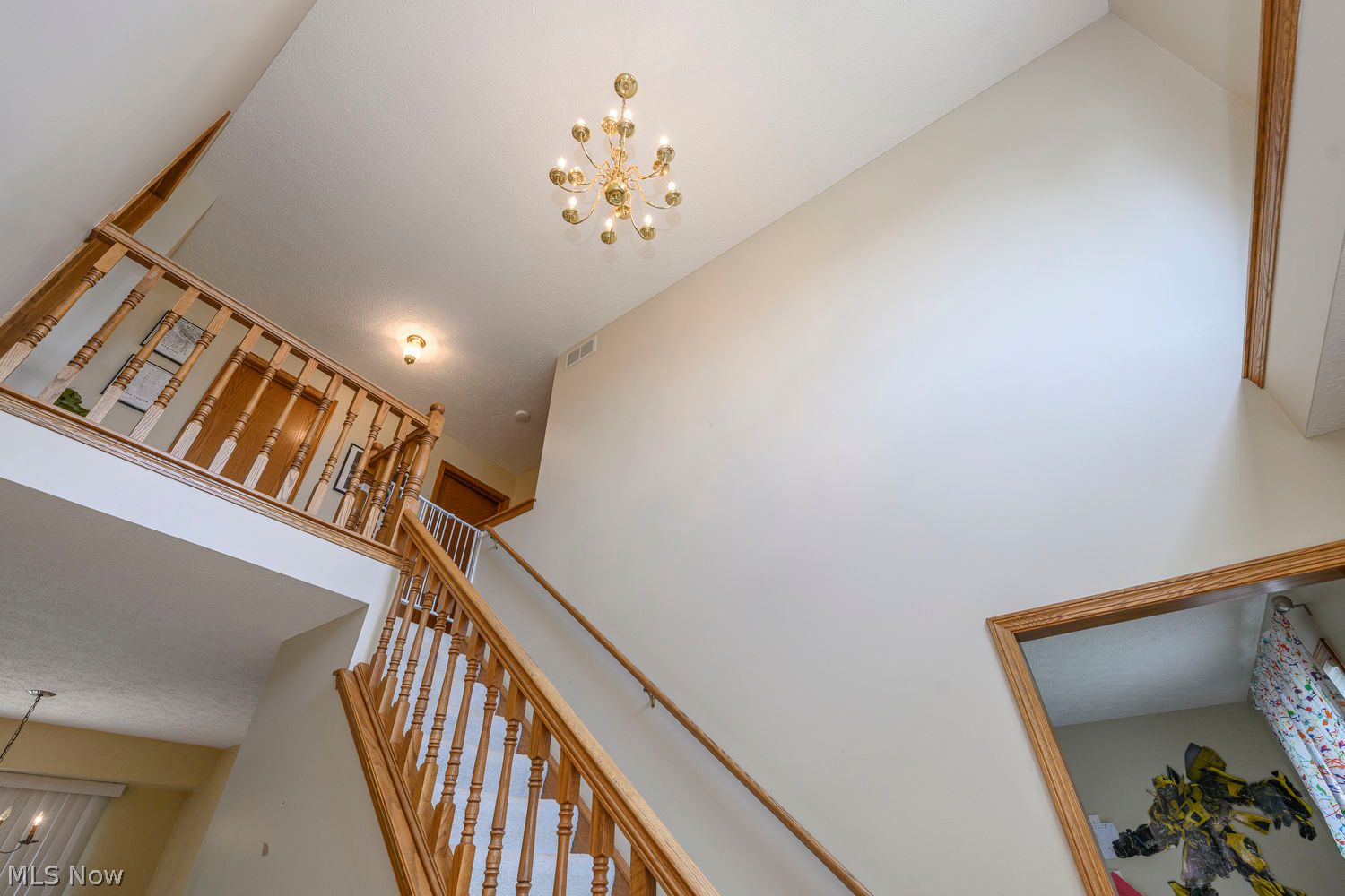 205 Shawnee Circle Louisville OH 44641