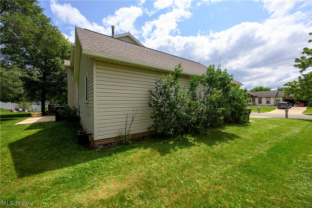 205 Shawnee Circle Louisville OH 44641