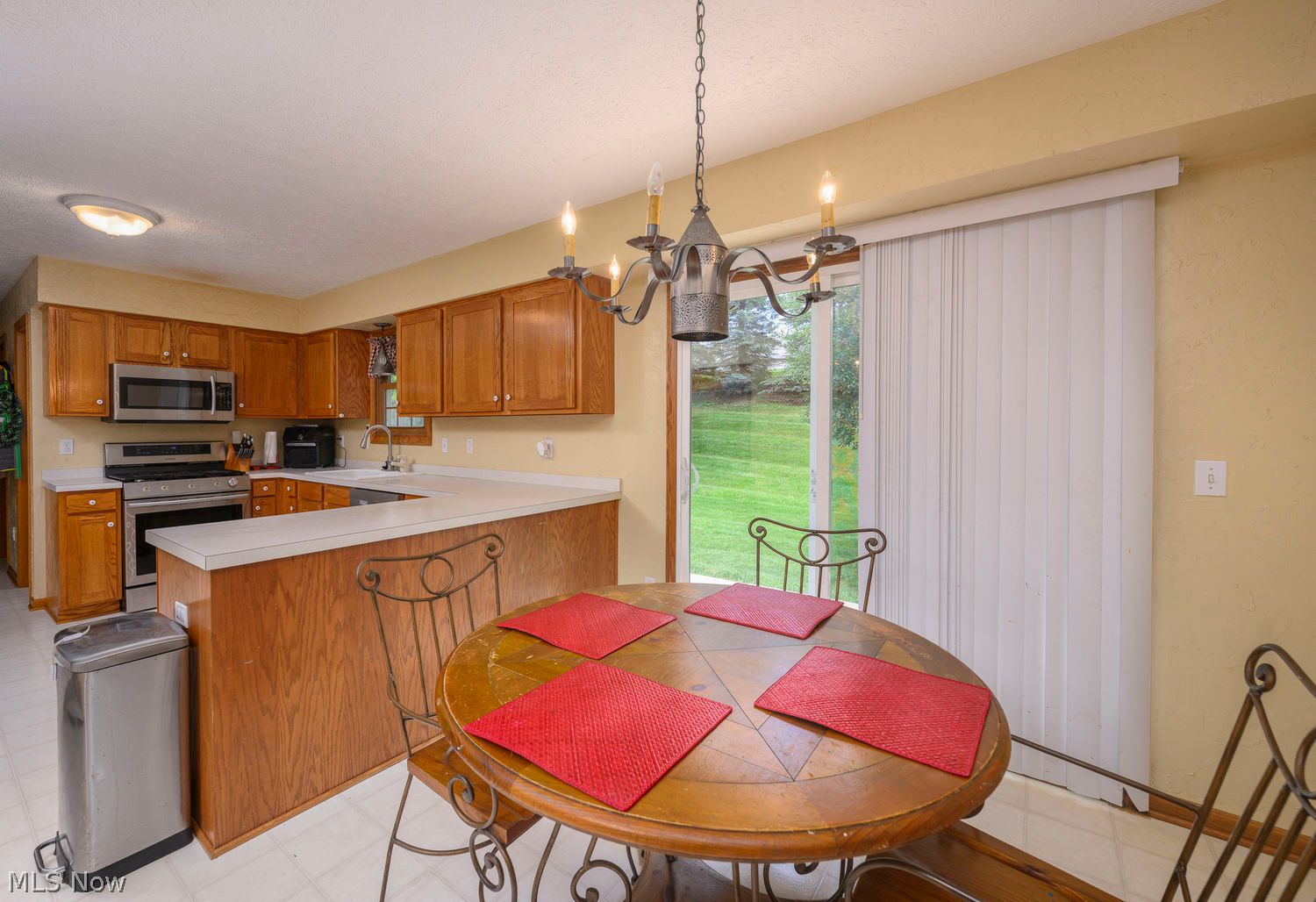 205 Shawnee Circle Louisville OH 44641