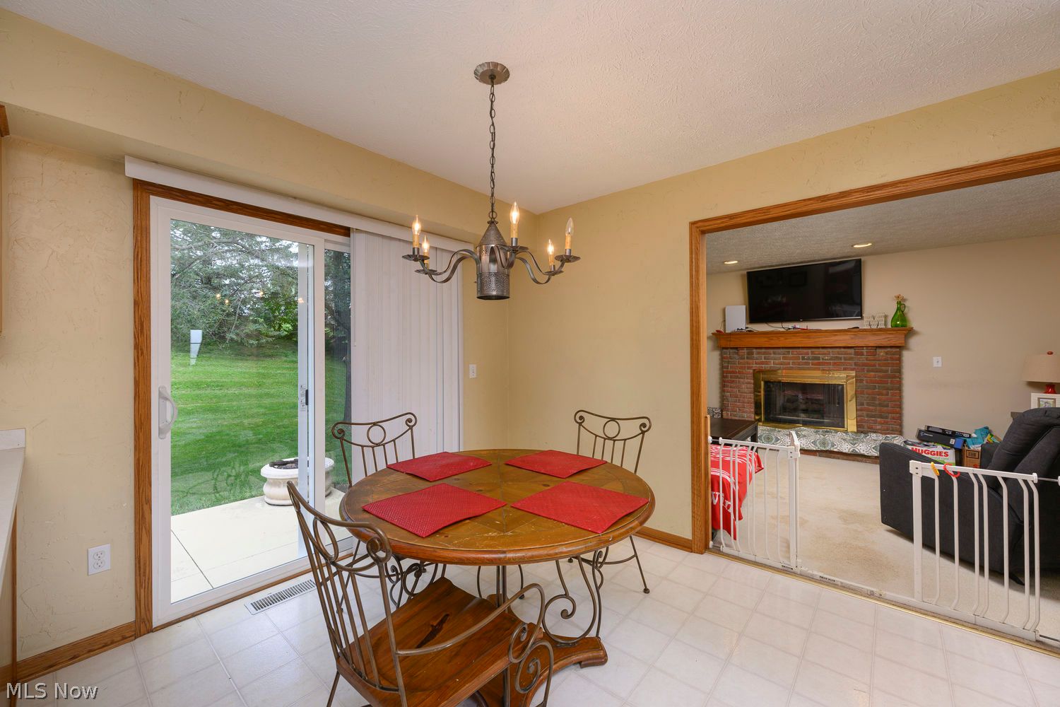 205 Shawnee Circle Louisville OH 44641