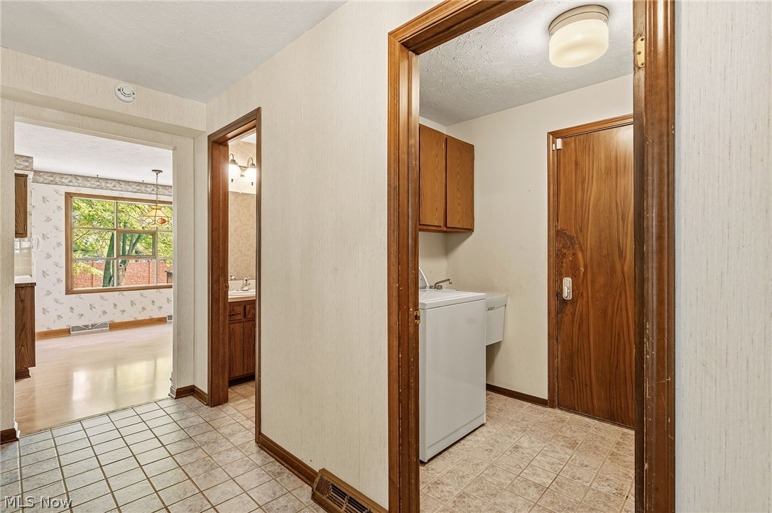 6602 Night Vista Drive Parma OH 44129