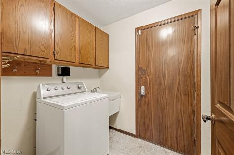 6602 Night Vista Drive Parma OH 44129