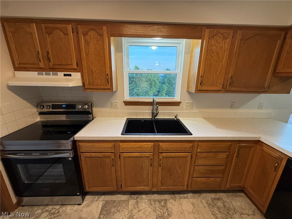 9724 Lafont Circle NE Bolivar OH 44612