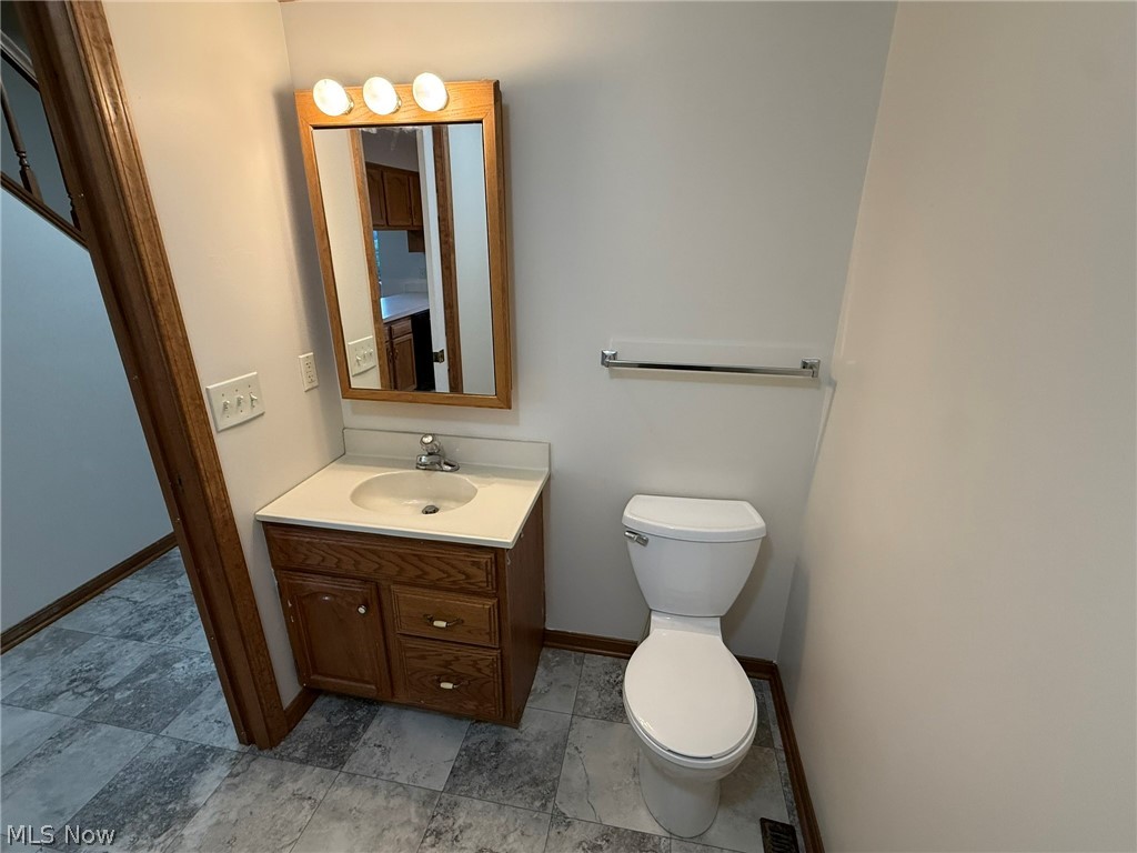 9724 Lafont Circle NE Bolivar OH 44612