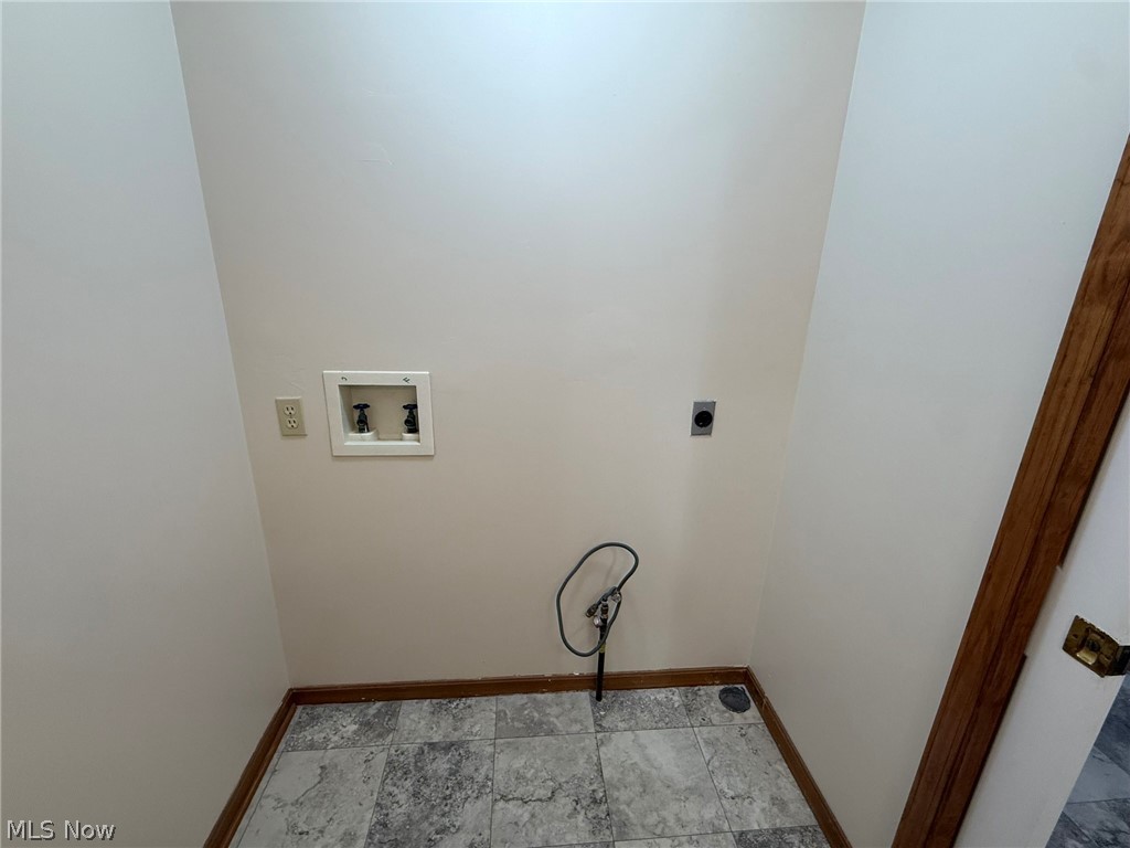 9724 Lafont Circle NE Bolivar OH 44612
