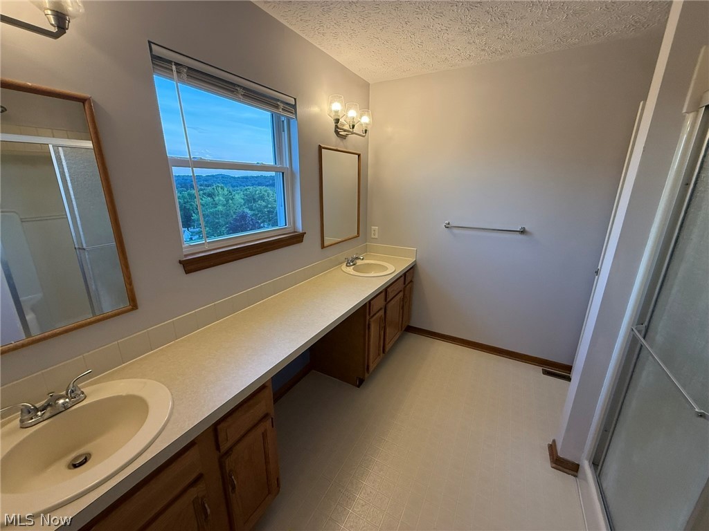 9724 Lafont Circle NE Bolivar OH 44612